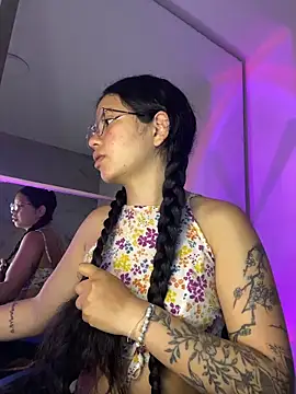 Rosita forever  online show from April 13, 1:01 pm