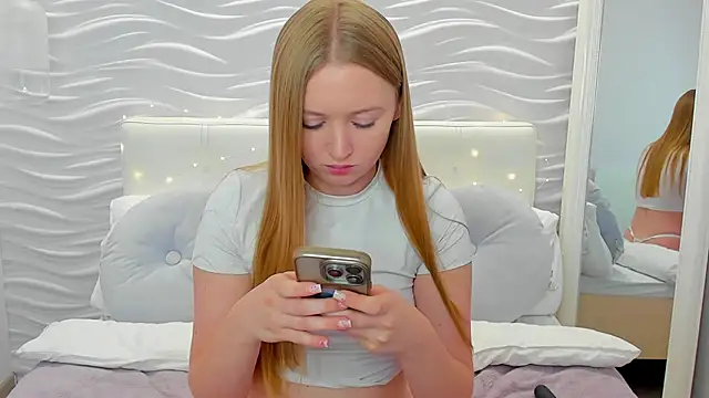 ChloeSug online show from September 22, 12:14 pm