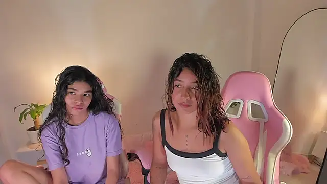 martina roldam online show from September 20, 3:27 am