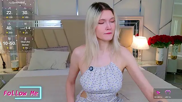 NellieLoyns online show from May 29, 5:33 pm