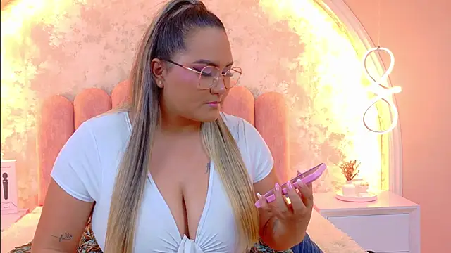 MiaLaurents online show from February 10, 12:24 am