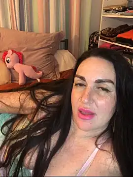 BELLAMORGANE1 online show from April 2, 4:15 pm