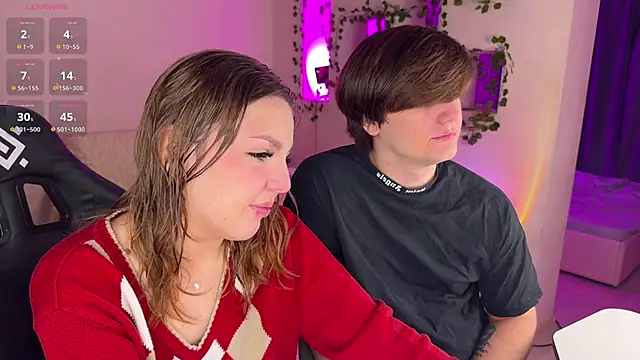 RobertAndLinela online show from December 19, 6:38 am