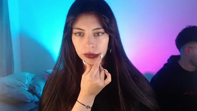 nala-saphir online show from September 28, 2:51 am