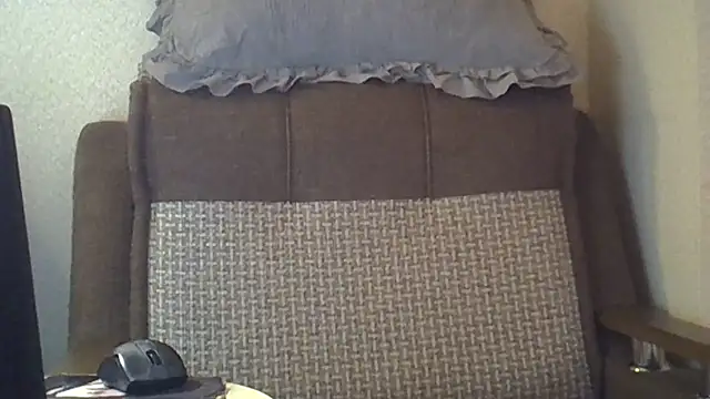 EllaJohnsonX online show from February 1, 7:45 pm