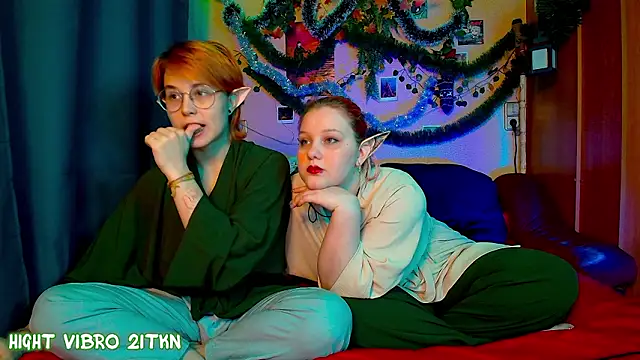 TrickyKitsune online show from February 8, 2:21 pm