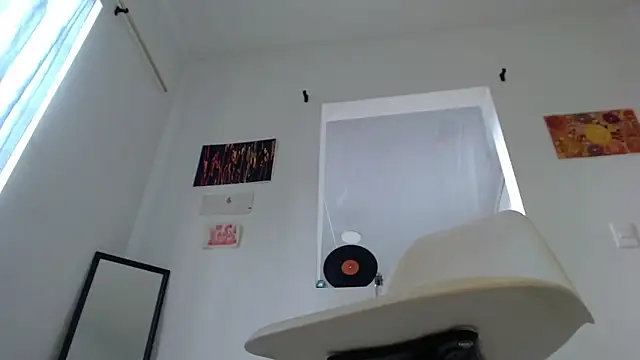 Maam Ine online show from March 5, 8:26 pm