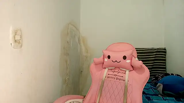 Miss noah18 online show from February 26, 9:58 pm