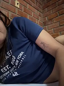 lunagonzales lima 2007 online show from November 15, 4:35 am