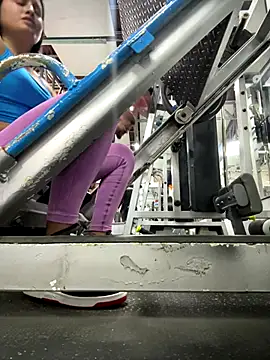 lunagonzales lima 2007 online show from October 2, 3:50 pm