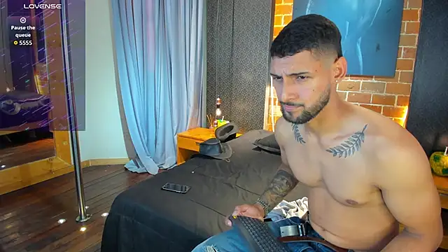 MarcoVitto online show from February 15, 7:35 pm