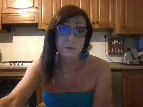 Tiabet online show from March 19, 9:30 pm