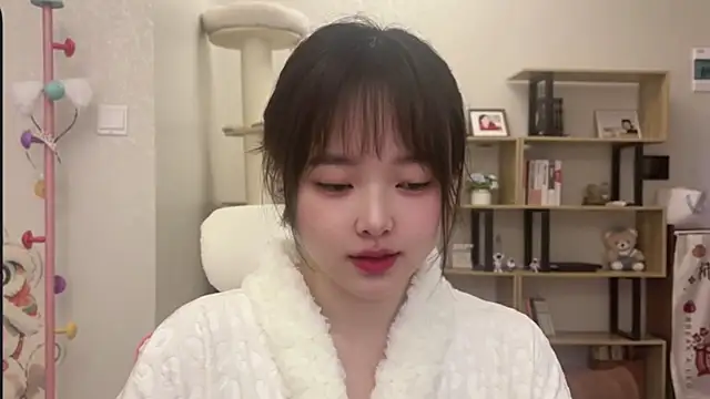 Chenjing0 online show from December 5, 4:12 am