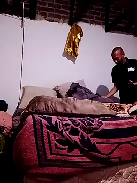 KMbesxxx online show from October 18, 9:27 pm