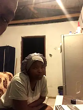 KMbesxxx online show from October 22, 8:03 pm