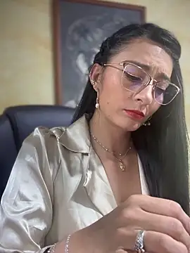 BELLA--26 online show from September 20, 10:19 pm