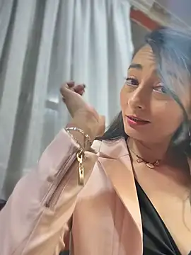 BELLA--26 online show from September 18, 10:08 pm