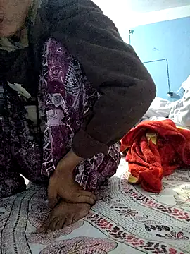 124pakhi online show from February 4, 1:36 pm