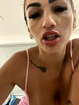 Samantha bigboobs online show from November 2, 9:34 am