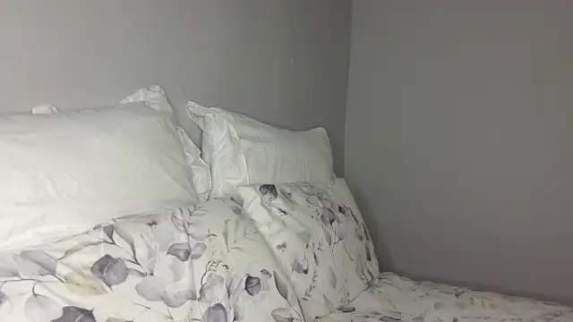 sexytinashe21 online show from September 19, 10:20 pm