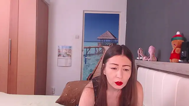 evafromheaven online show from February 5, 7:00 am