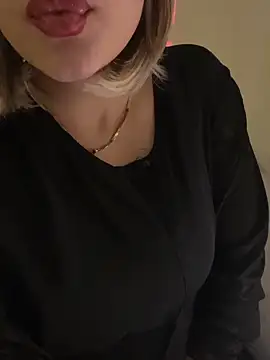 Maya mimi online show from March 1, 1:38 am