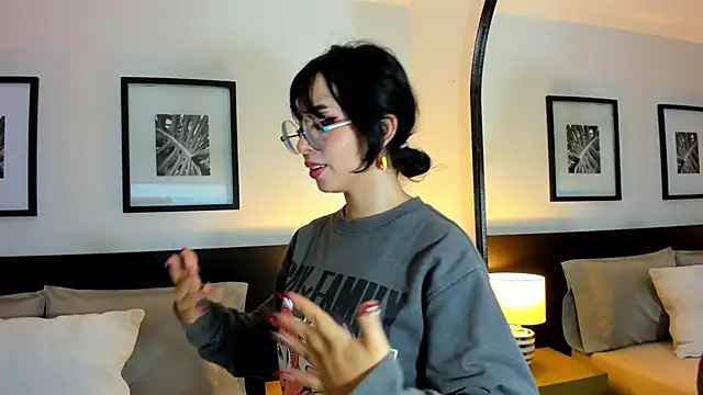 vi anaya online show from March 24, 11:59 am