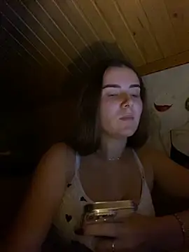 mewKate online show from September 20, 5:44 pm