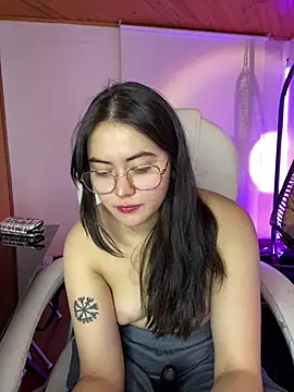 Camila pinkk online show from March 14, 3:57 pm