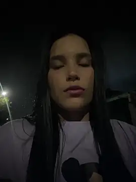 the queen of street online show from April 12, 3:09 am