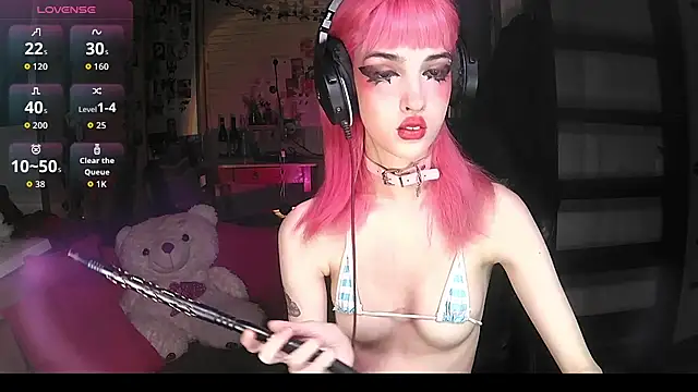 Ink  pleasure online show from October 10, 1:54 am