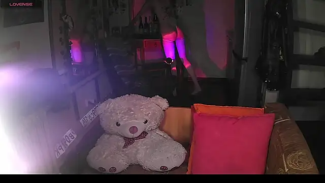 Ink  pleasure online show from September 12, 2:45 am