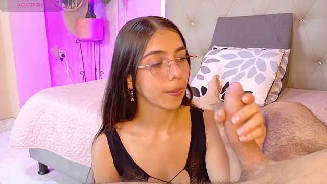 cristal antoni online show from December 23, 9:57 am