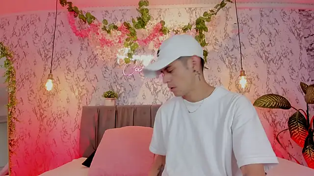 Bonny and carrot online show from February 16, 7:03 pm