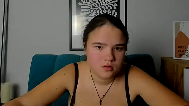 AdeleCruz online show from December 2, 1:46 pm