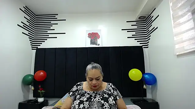 QueenMatturex online show from November 6, 8:04 pm