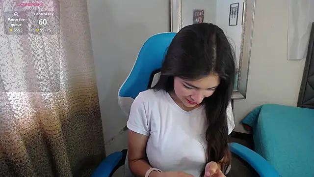 Aleska Miami online show from January 19, 4:03 pm