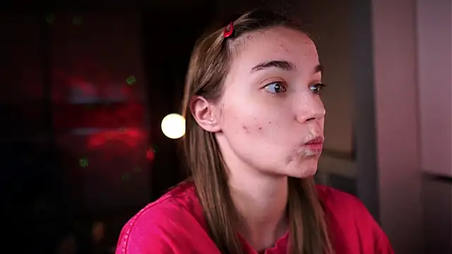 ileanacampbe online show from October 14, 4:37 am