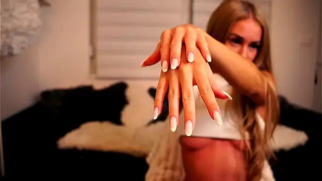 sweet rapunzell online show from October 6, 8:13 pm