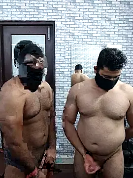 moustache72 online show from April 23, 7:05 pm