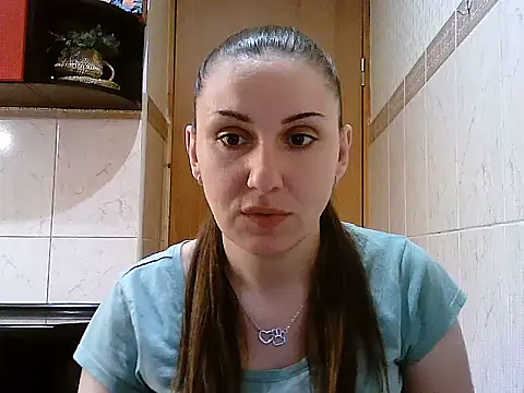 Yuliia30 online show from April 10, 6:25 pm