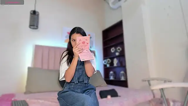 Allyson aisha online show from May 2, 2:09 pm