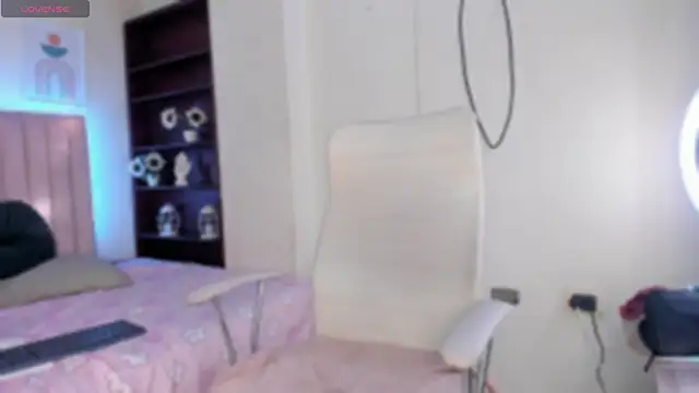 Allyson aisha online show from April 30, 8:57 pm