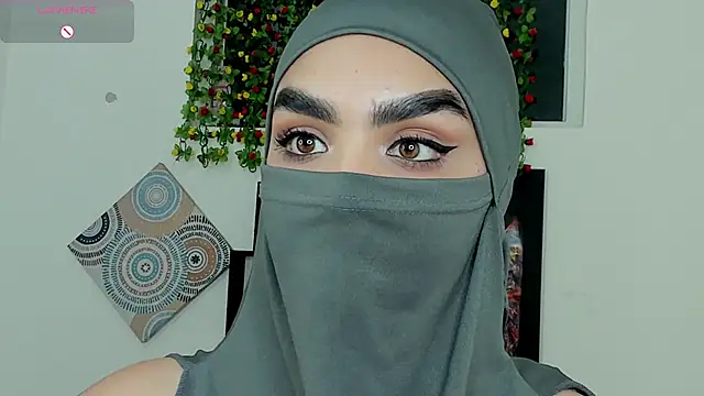 Maissa Alabi online show from November 23, 6:42 pm