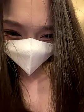 nainai2002 online show from September 17, 12:03 pm