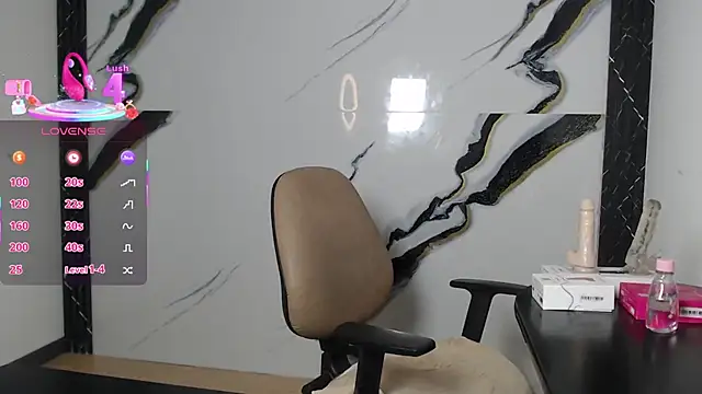 esmeralda-bk online show from September 9, 10:31 pm