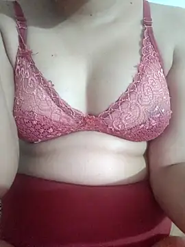 nikkibenza online show from October 3, 6:13 pm