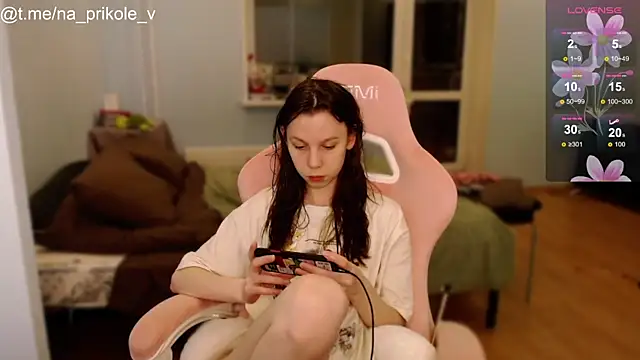 na prikole  online show from October 18, 8:10 pm