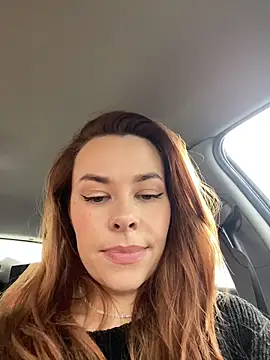 Kelley Allie online show from December 15, 8:30 am