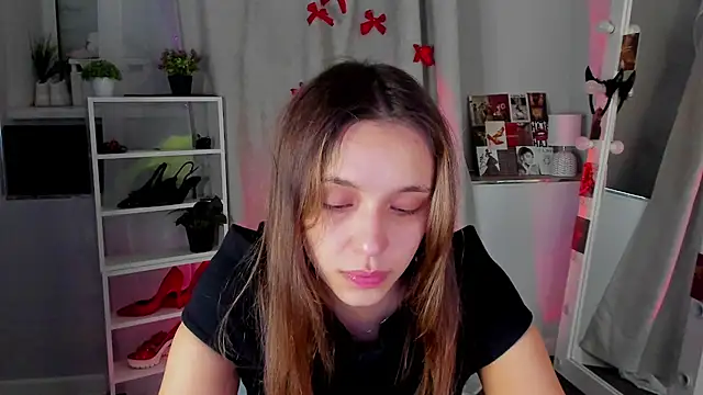 Sahara Shields online show from September 9, 10:15 am